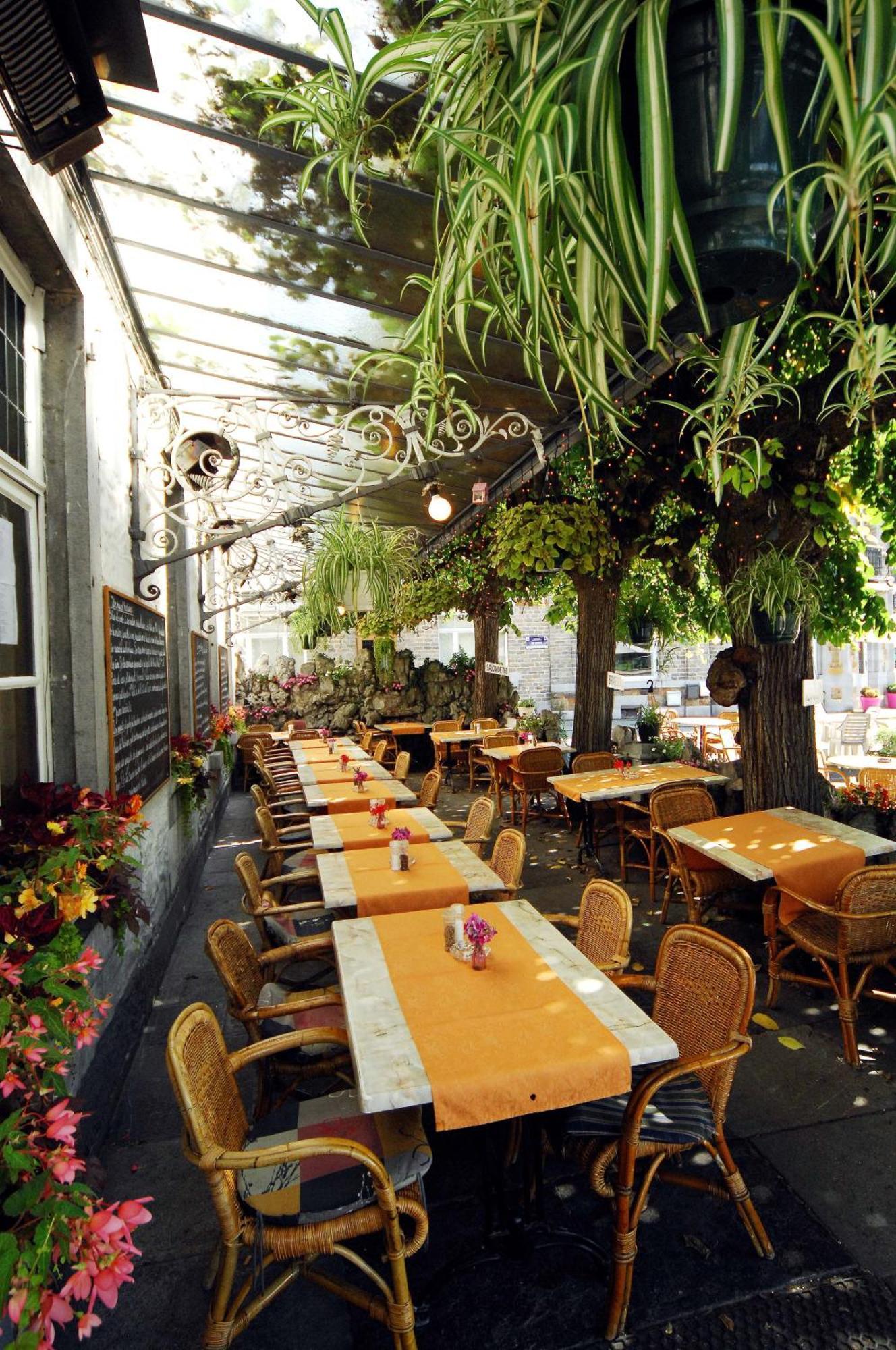 Royal Hotel-Restaurant Bonhomme Sougne-Remouchamps Exterior photo